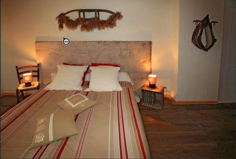 Le Gîte des Faucons Extérieur photo