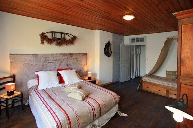 Le Gîte des Faucons Extérieur photo